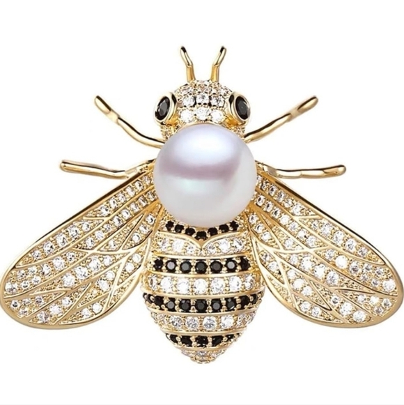 None Jewelry - Women’s Jewelry Adorable Fashion Cute Gold and Black Bee Brooch with Pearl